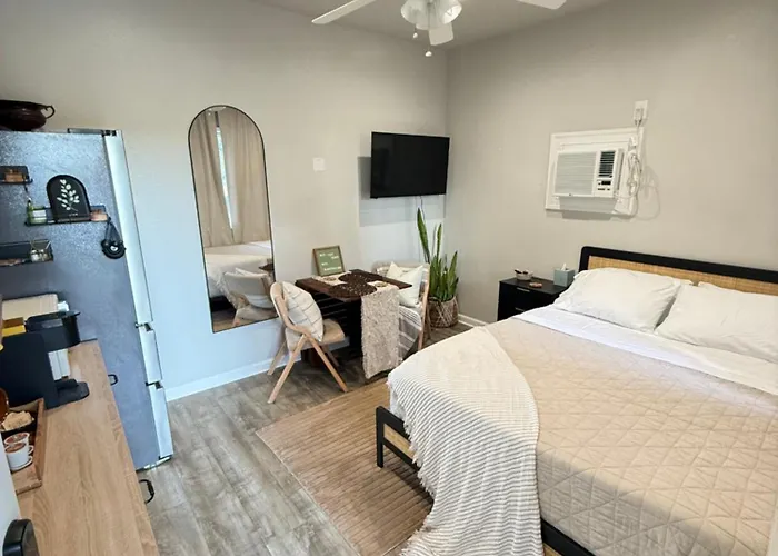 Gasthof Cozy Near Fsu Trails And The Airport Tallahassee